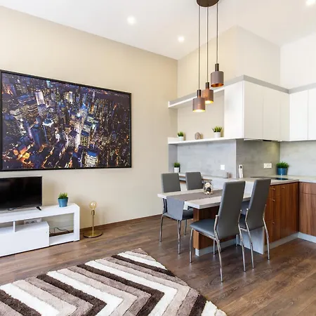 In The Jewish Quarter With Free Parking Apartamento Budapest